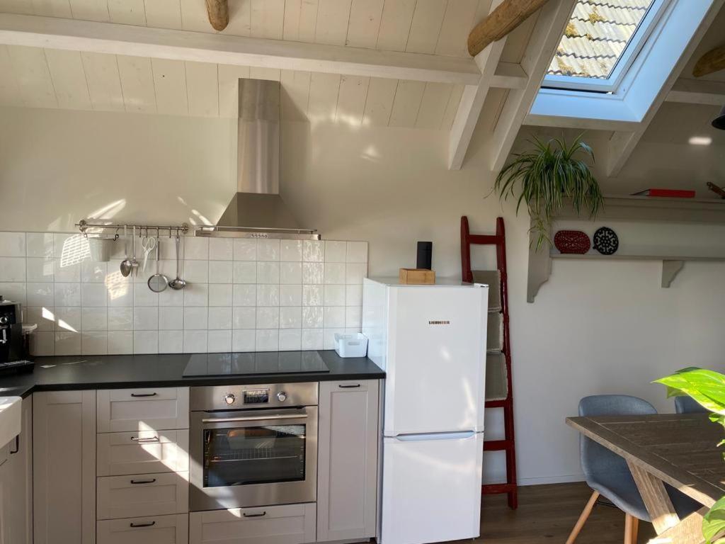 Vakantiehuis In Friesland Voor De Hele Familie Huns Ngoại thất bức ảnh