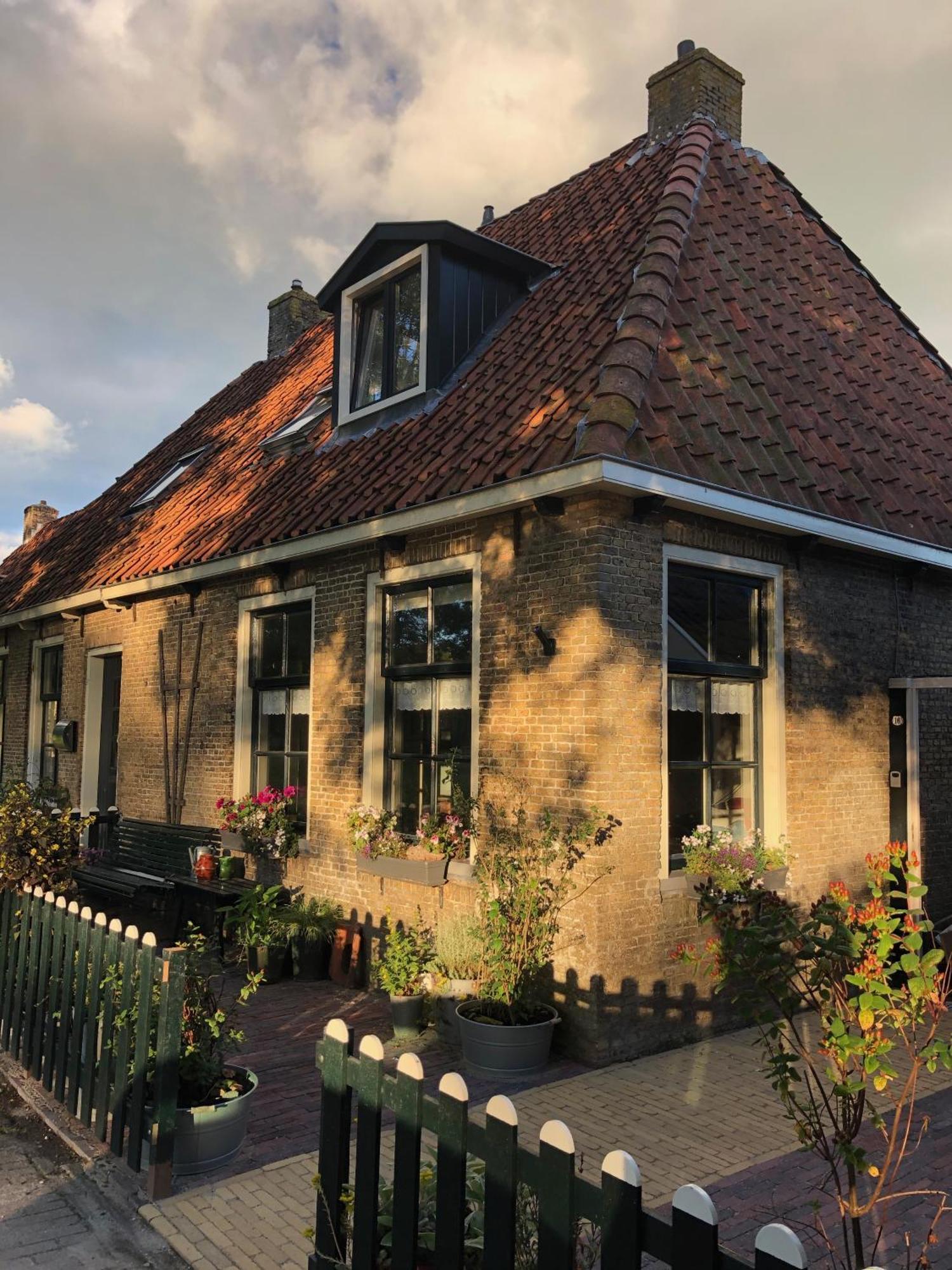 Vakantiehuis In Friesland Voor De Hele Familie Huns Ngoại thất bức ảnh